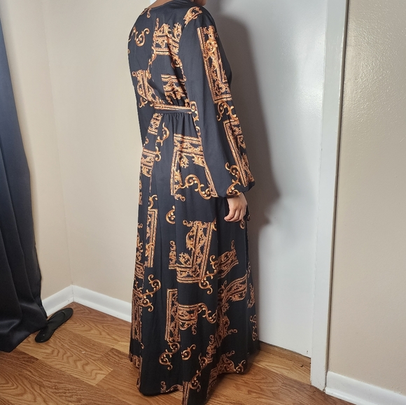 Elegant Black & Gold Print Maxi with tie - Picture 2 of 3